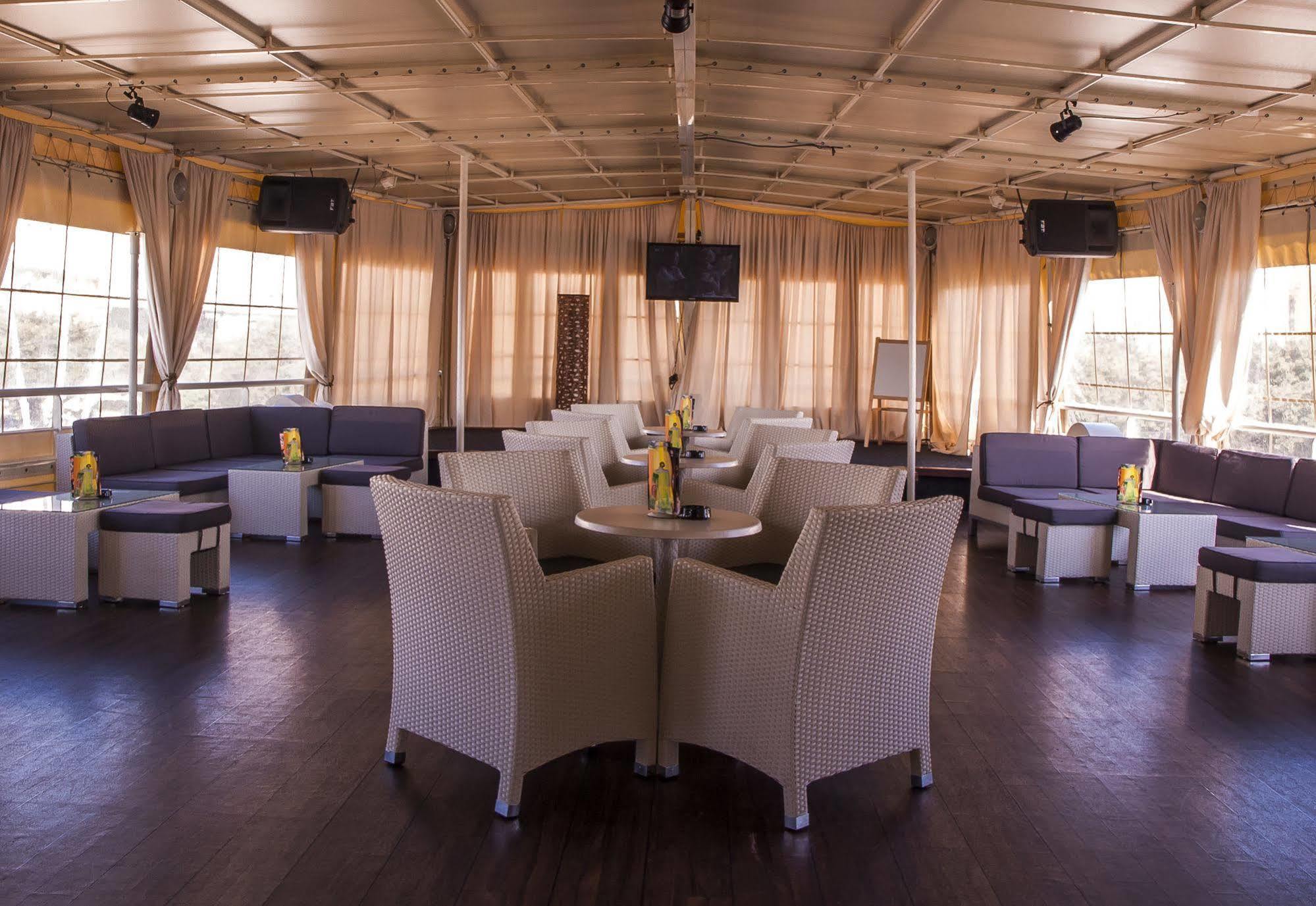 Botel Marina ริเยกา ภายนอก รูปภาพ