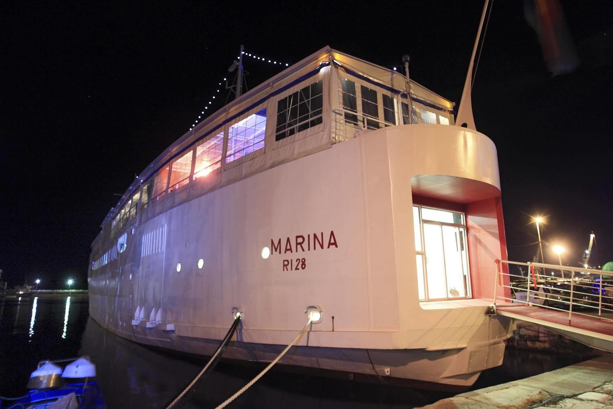 Botel Marina ริเยกา ภายนอก รูปภาพ